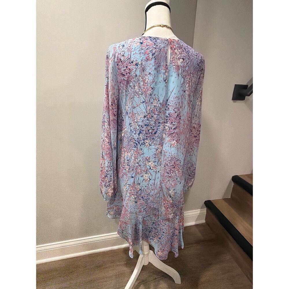 BCBGMAXAZRIA Size M Blue Floral Long Sleeve Ruffle Hem Shift Dress - Picture 11 of 16